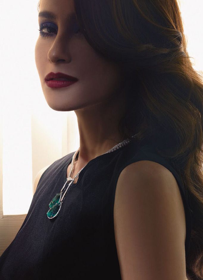 Anne-Thongprasom-12