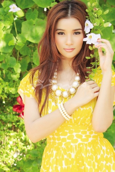 Wannarot-Sonthichai-25
