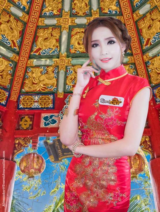 Beautiful-Thai-Girl-Mobile-Game-Show-Bangkok-2015-10
