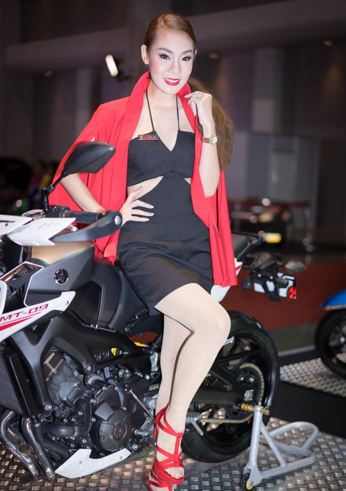 Pretty-Thai-Girls-Bangkok-Car-Show-Auto-Thailand-2015-151