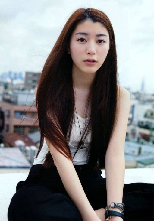 riko-narumi-shared-photo-russia-9cbf6853d168756c3f663ae0a37d151c-large-850959